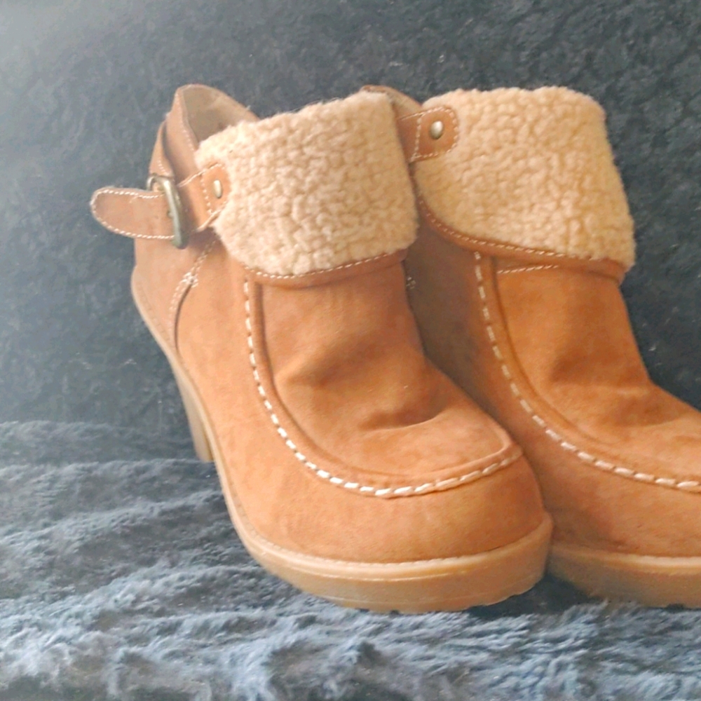 Jellypop woman's Olita Ankle Boot